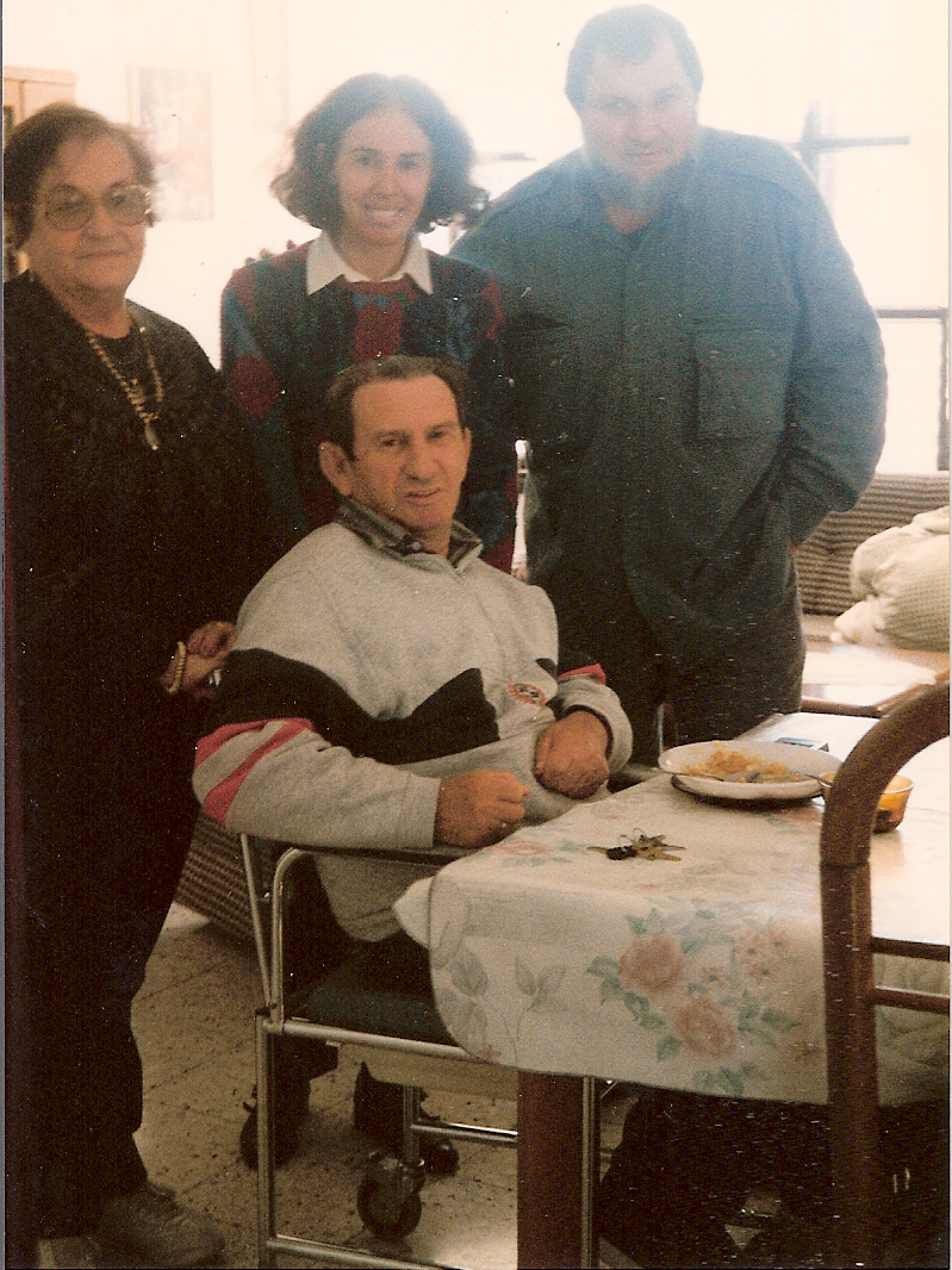 autre soeur morte il n'y a pas longtemps = autre cousine de Rachel